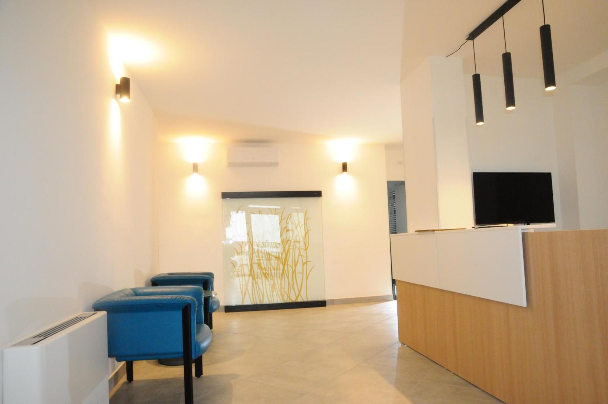House Of Oscar Aparthotel Adria Exterior foto